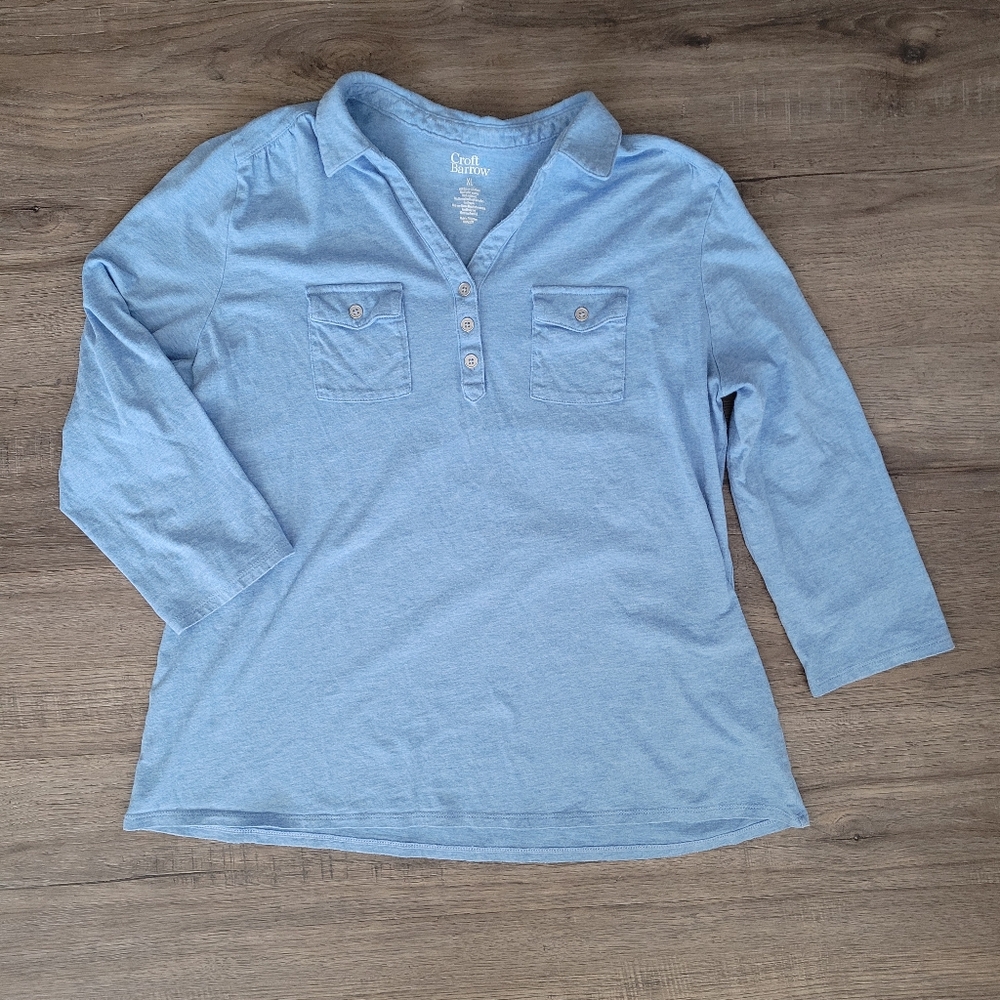 Size XL Henley with Pockets!